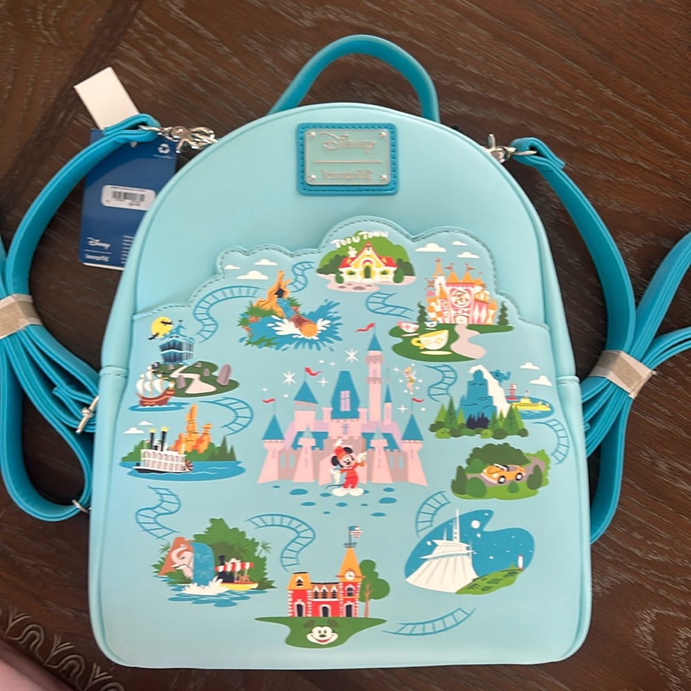 Loungefly Disney backpack nwt